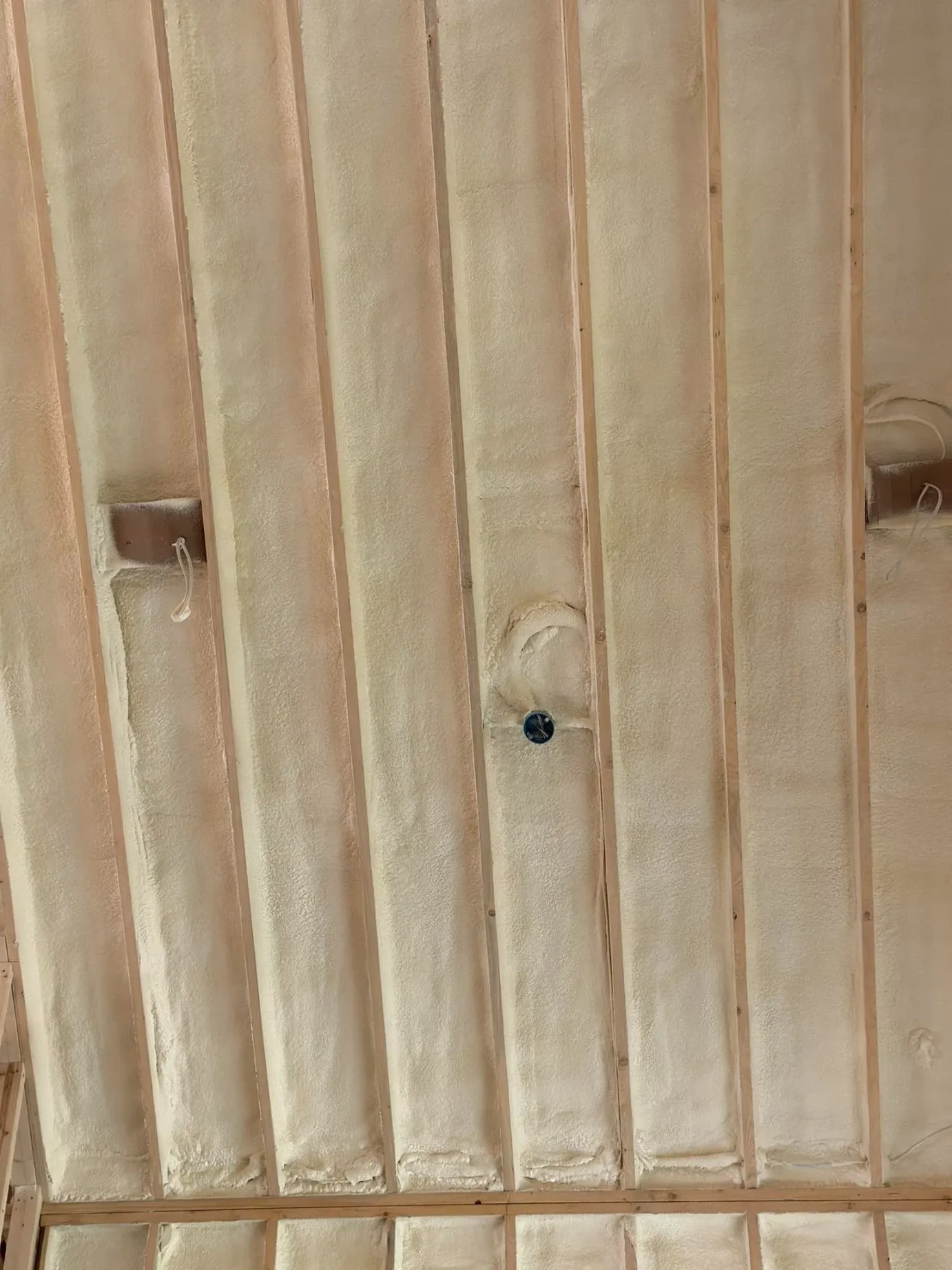 closed cell spray foam contractor